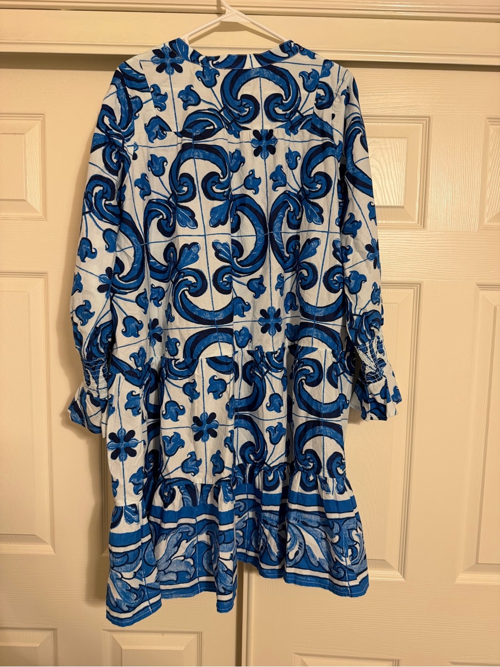 Tuckernuck blue and white Majolica tile print tunic-style dress - Picture 3 of 3